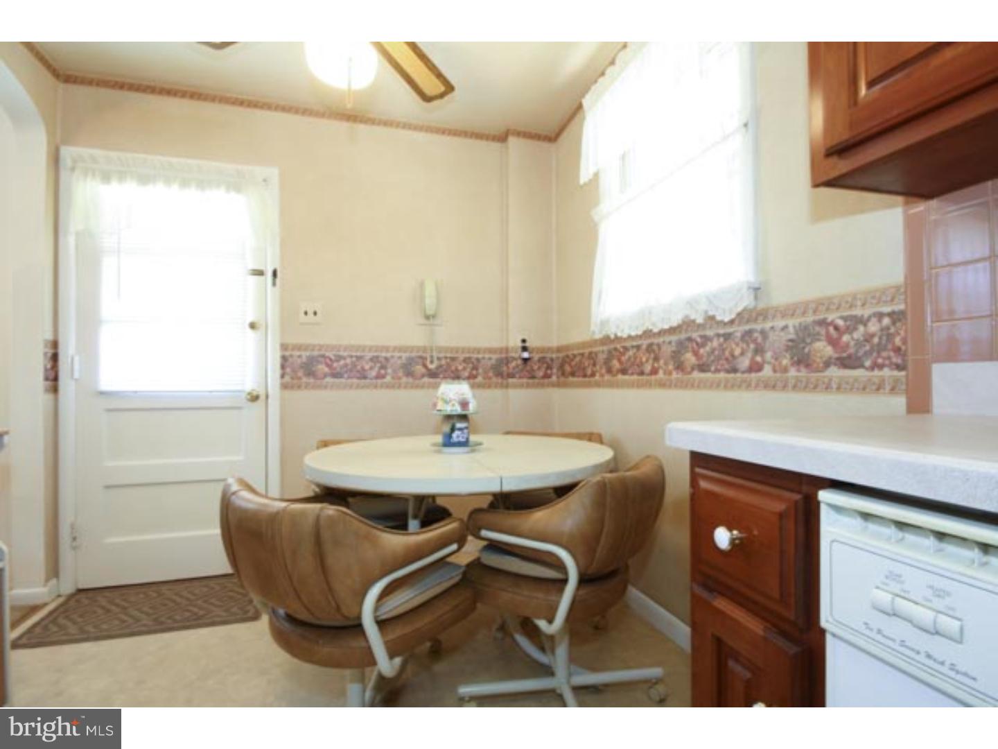 3840 Kirkwood Road Philadelphia, PA 19114 - Photo 11 of 25 Kitchen