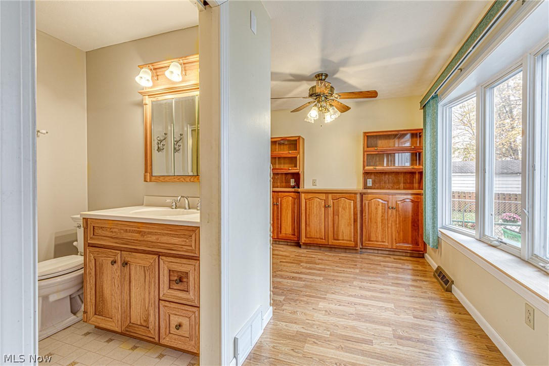 1564 Mapledale Road Wickliffe, OH 44092 - Photo 12 of 35 Gallery Image 12