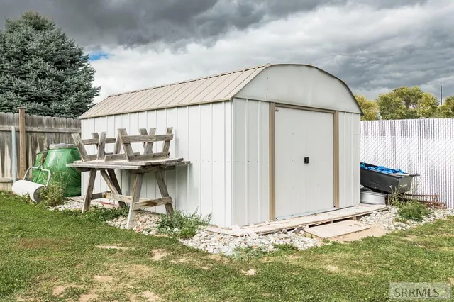 $345,000 | 324 Autumn Way, American Falls, ID 83211