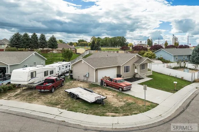 $345,000 | 324 Autumn Way, American Falls, ID 83211