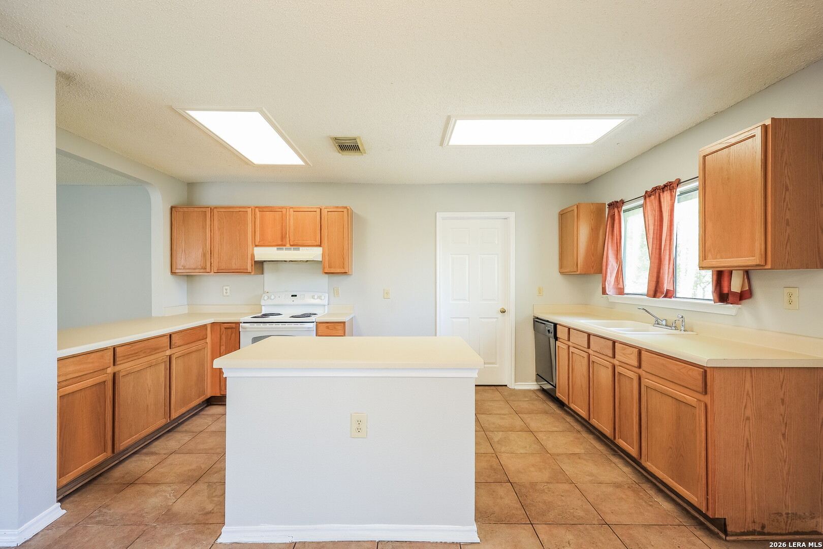 7322 Raintree Forest San Antonio, TX 78233 - Photo 8 of 20