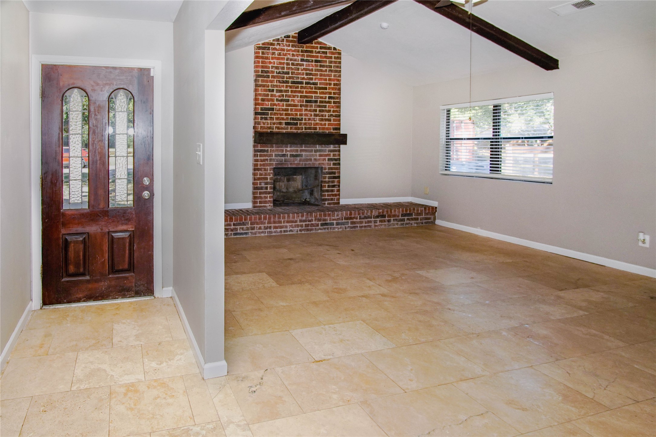 1926 16th Street Hempstead, TX 77445 - Photo 4 of 19 an empty room with windows