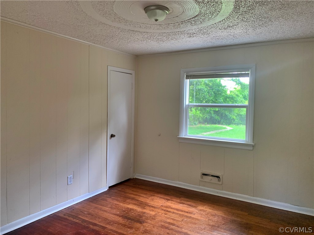 2102 Ridgemont Road Richmond, VA 23224 - Photo 8 of 17 Gallery Image 8