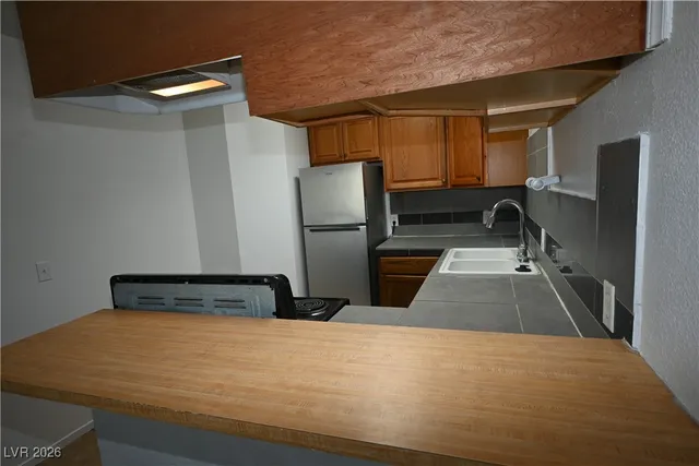 $950 | 2334 North Lamb Boulevard, Unit D, Las Vegas, NV 89115