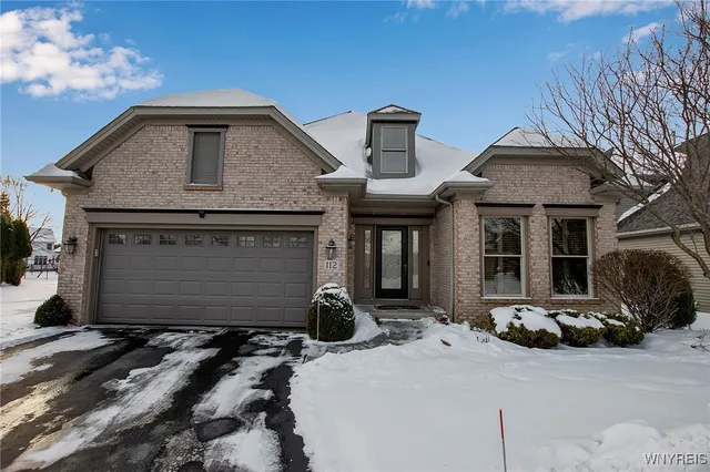 $659,900 | 112 Haverford Lane, Amherst, NY 14221