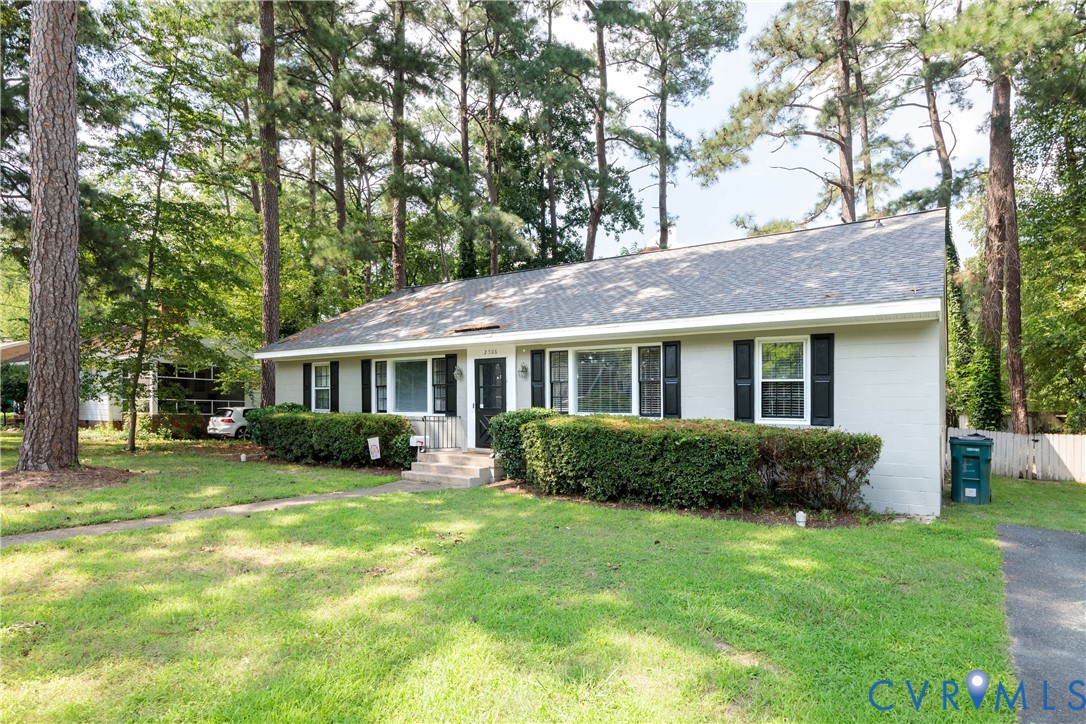 2506 Kenmore Road Henrico, VA 23228 - Photo 2 of 37