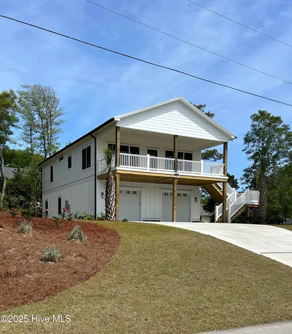 $1,195,000 | 128 Conch Court, Emerald Isle, NC 28594