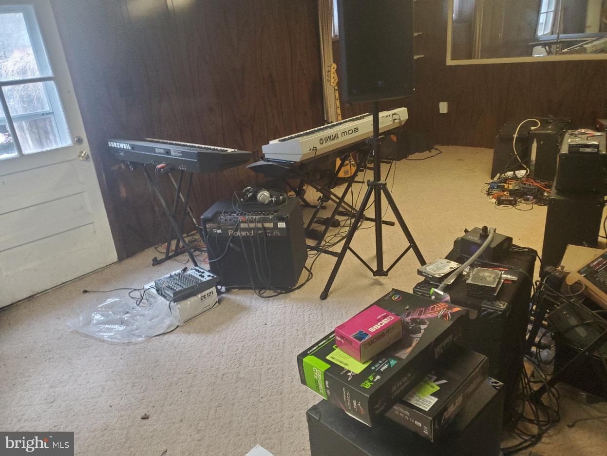 12408 West Old Baltimore Road Boyds, MD 20841 - Photo 10 of 13 a room with gym equipment