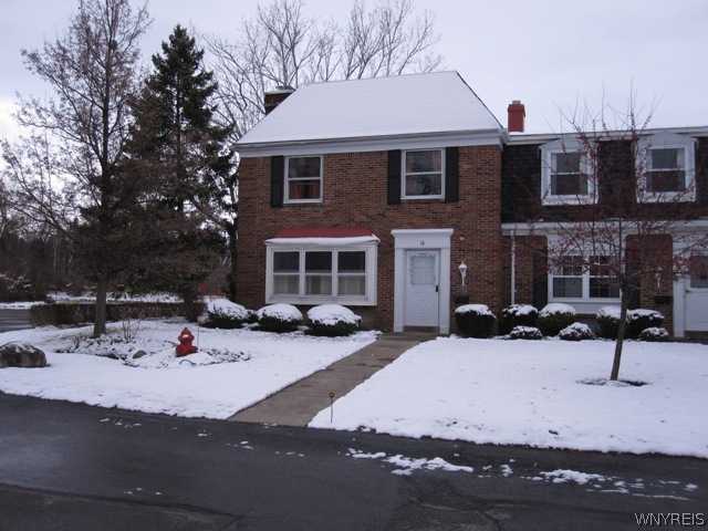 18 Hickory Hill Road Amherst, NY 14221 - Photo 1 of 1 Exterior Front