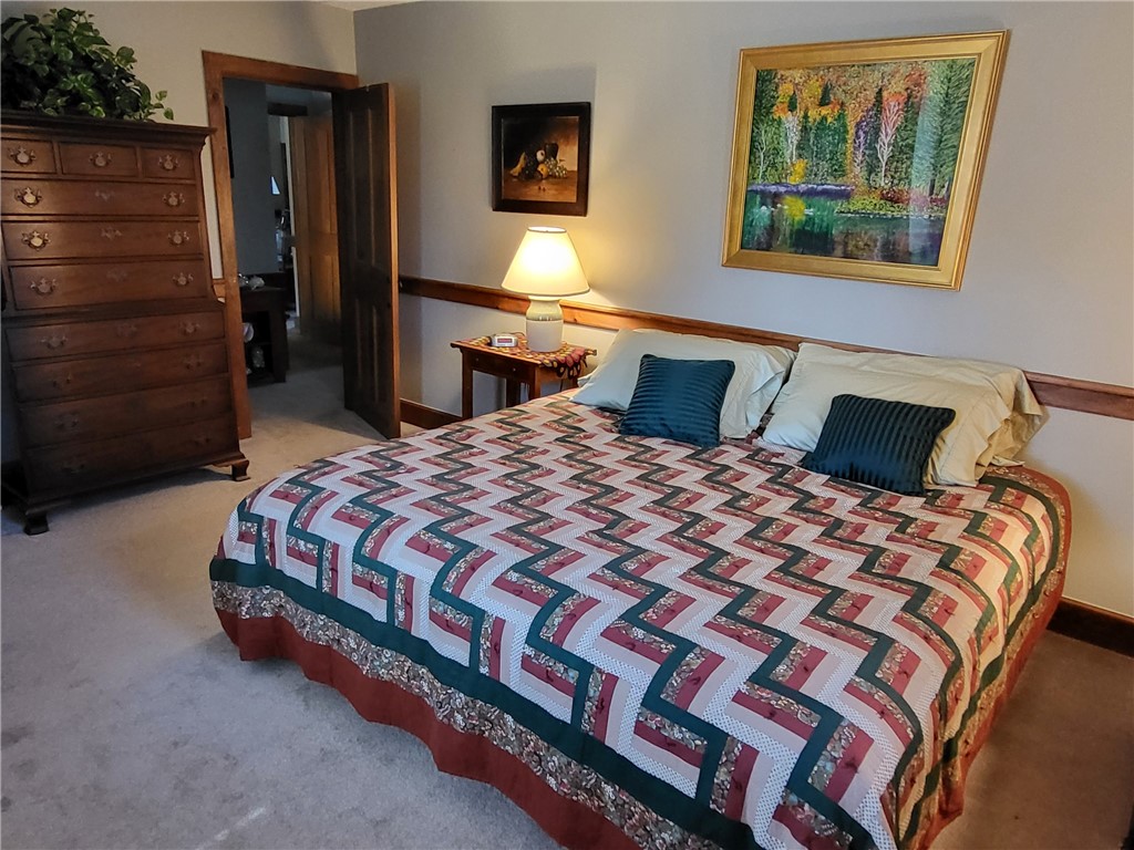 276 Widow Sweets Road Exeter, RI 02822 - Photo 20 of 44 Built-ins