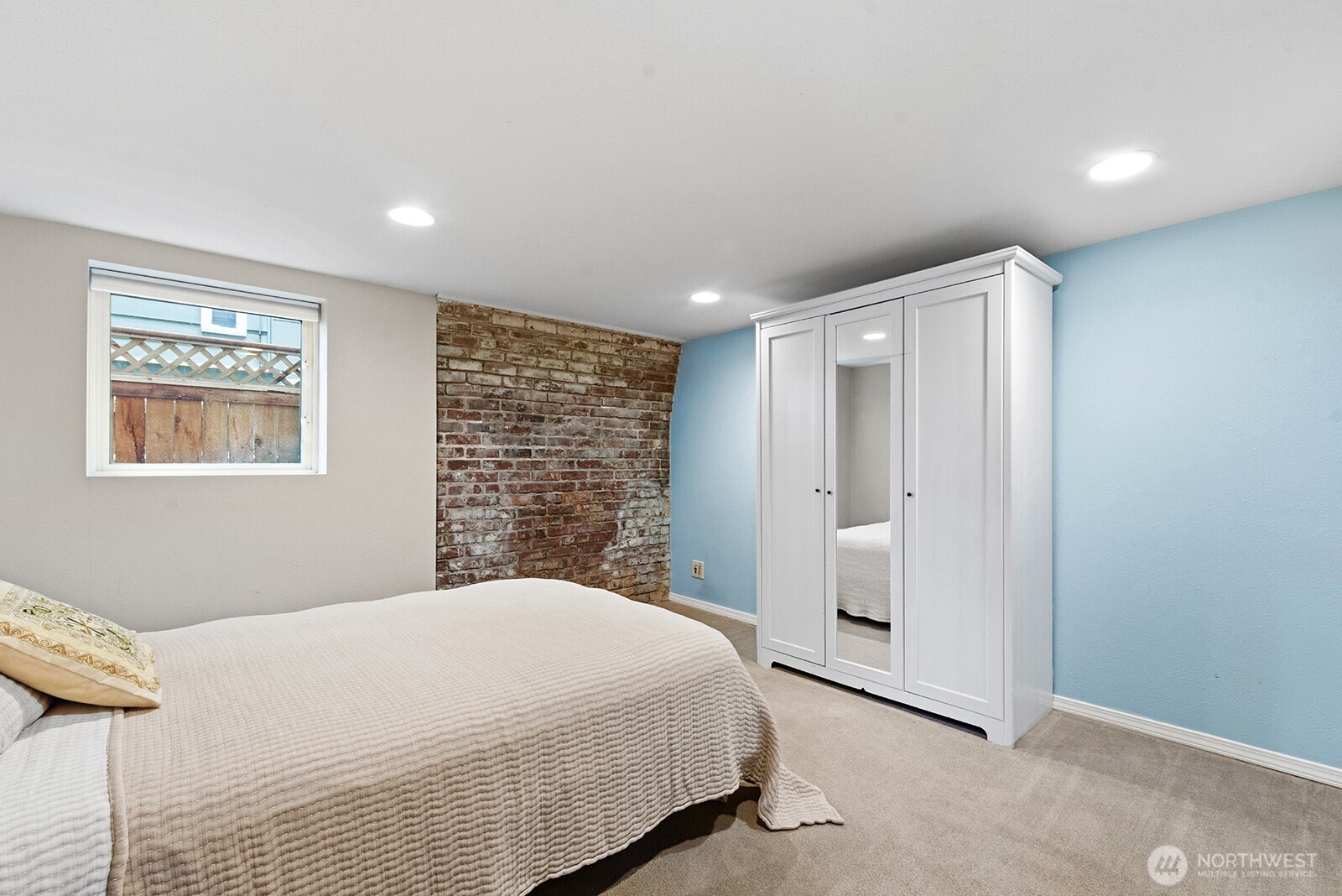 934 30th Avenue Seattle, WA 98122 - Photo 32 of 40