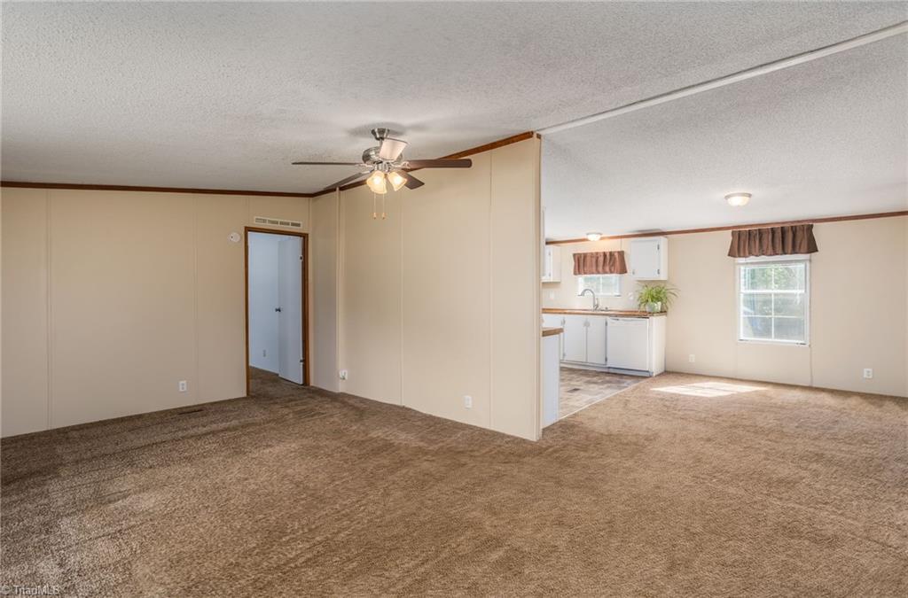 337 Albert Road Stokesdale, NC 27357 - Photo 5 of 30 Gallery Image 5
