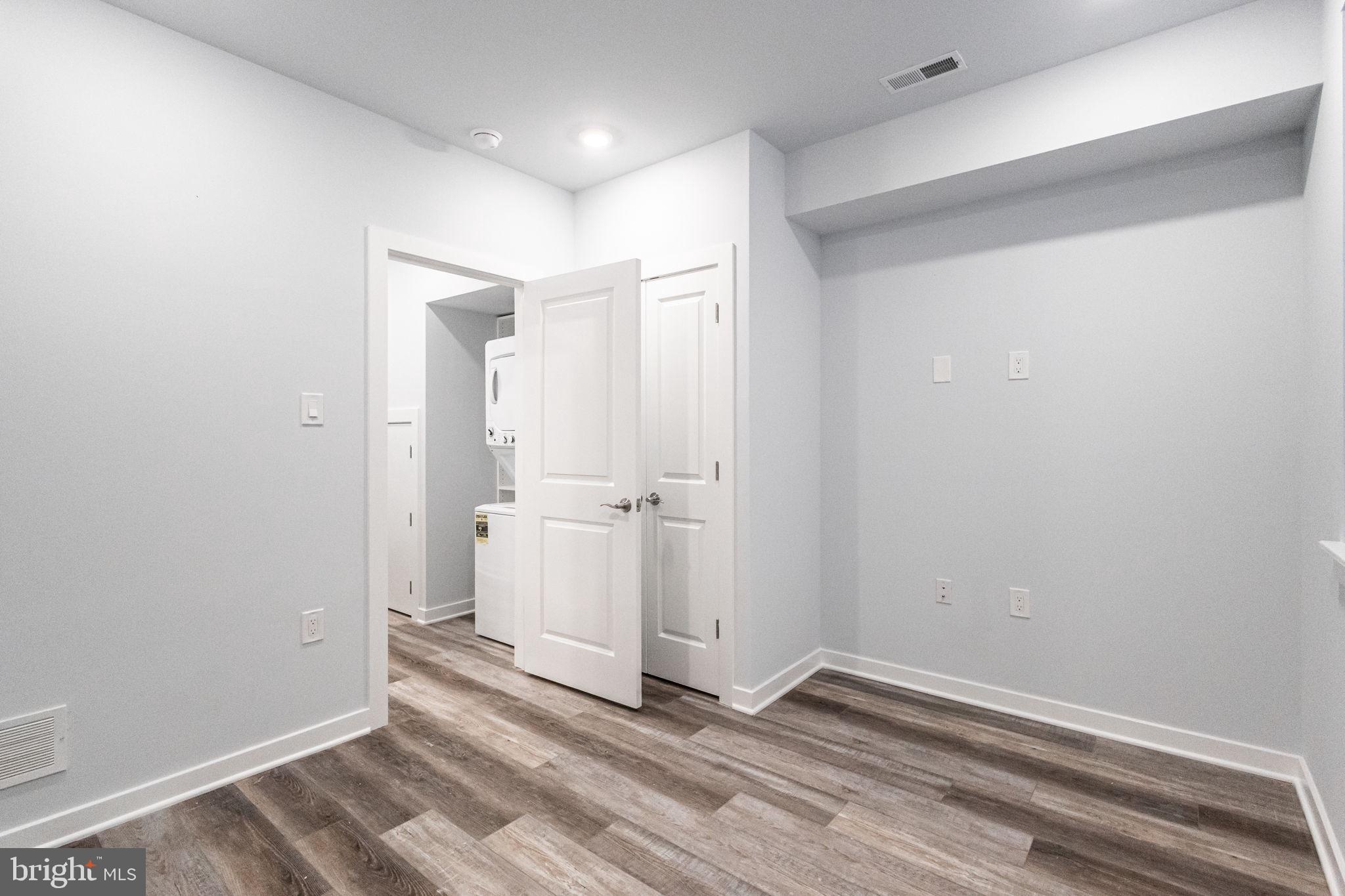 2539 Manton Street, Unit B Philadelphia, PA 19146 - Photo 18 of 49