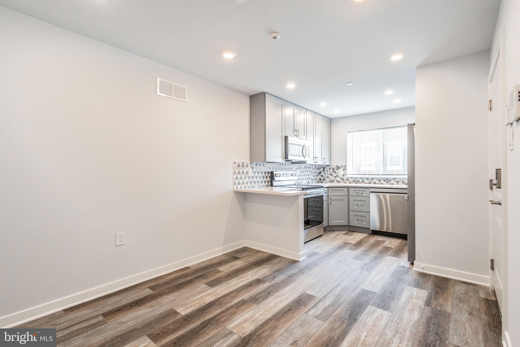 2539 Manton Street, Unit B Philadelphia, PA 19146 - Photo 37 of 49