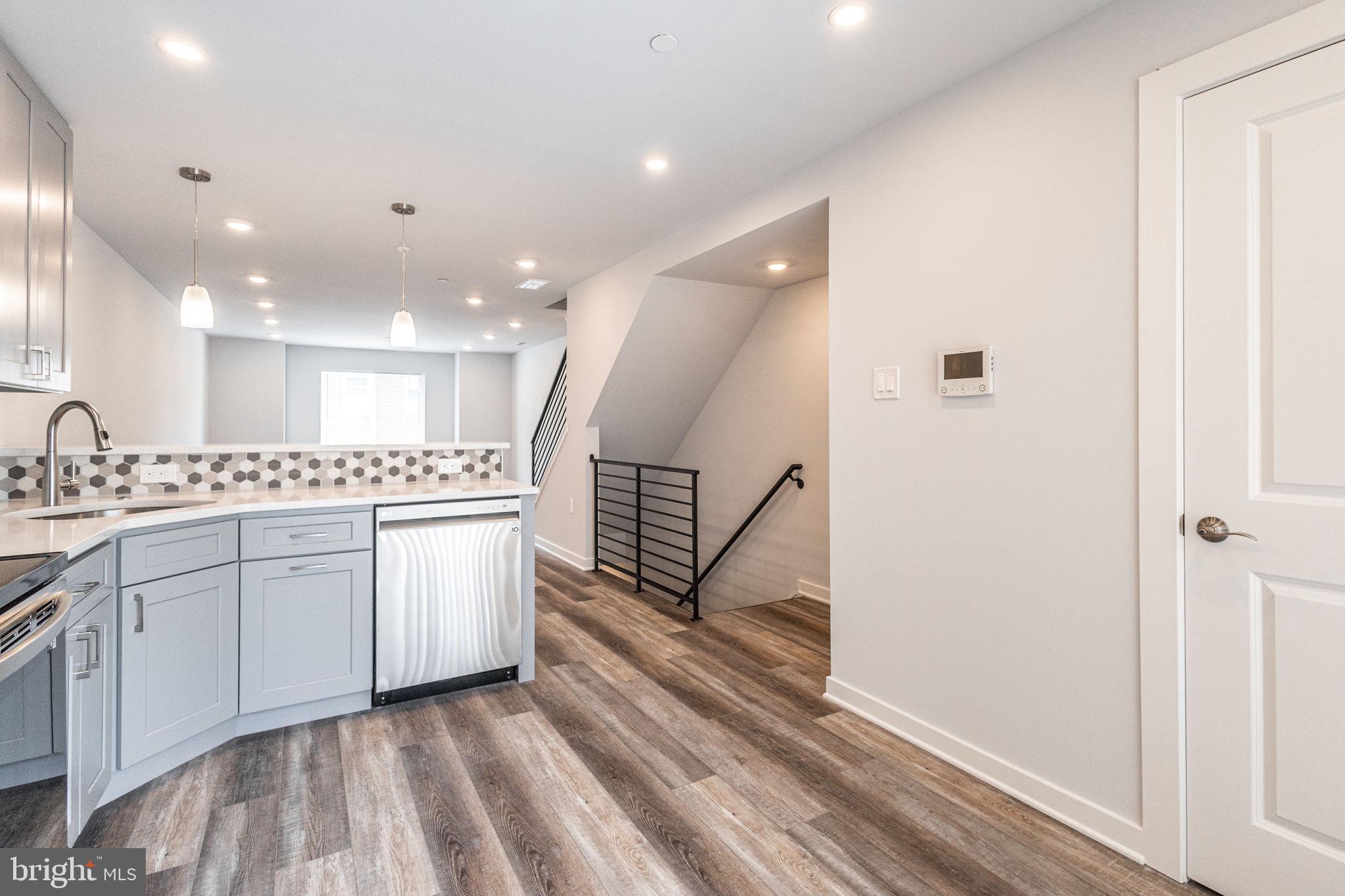 2539 Manton Street, Unit B Philadelphia, PA 19146 - Photo 7 of 49