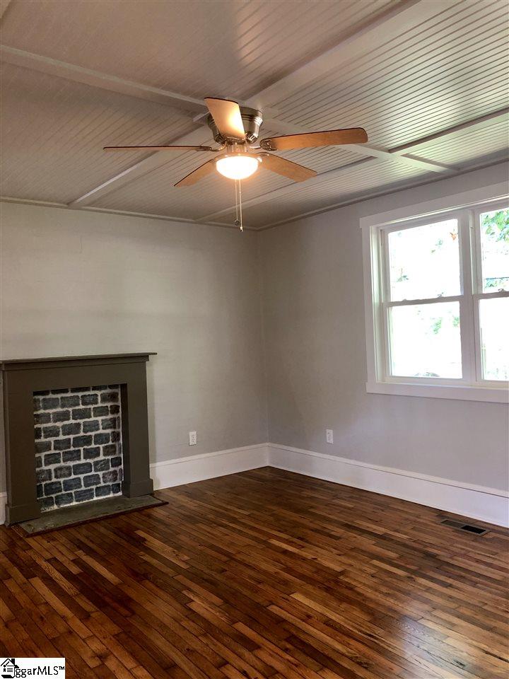 121 5th Street Easley, SC 29640 - Photo 5 of 14 Gallery Image 5
