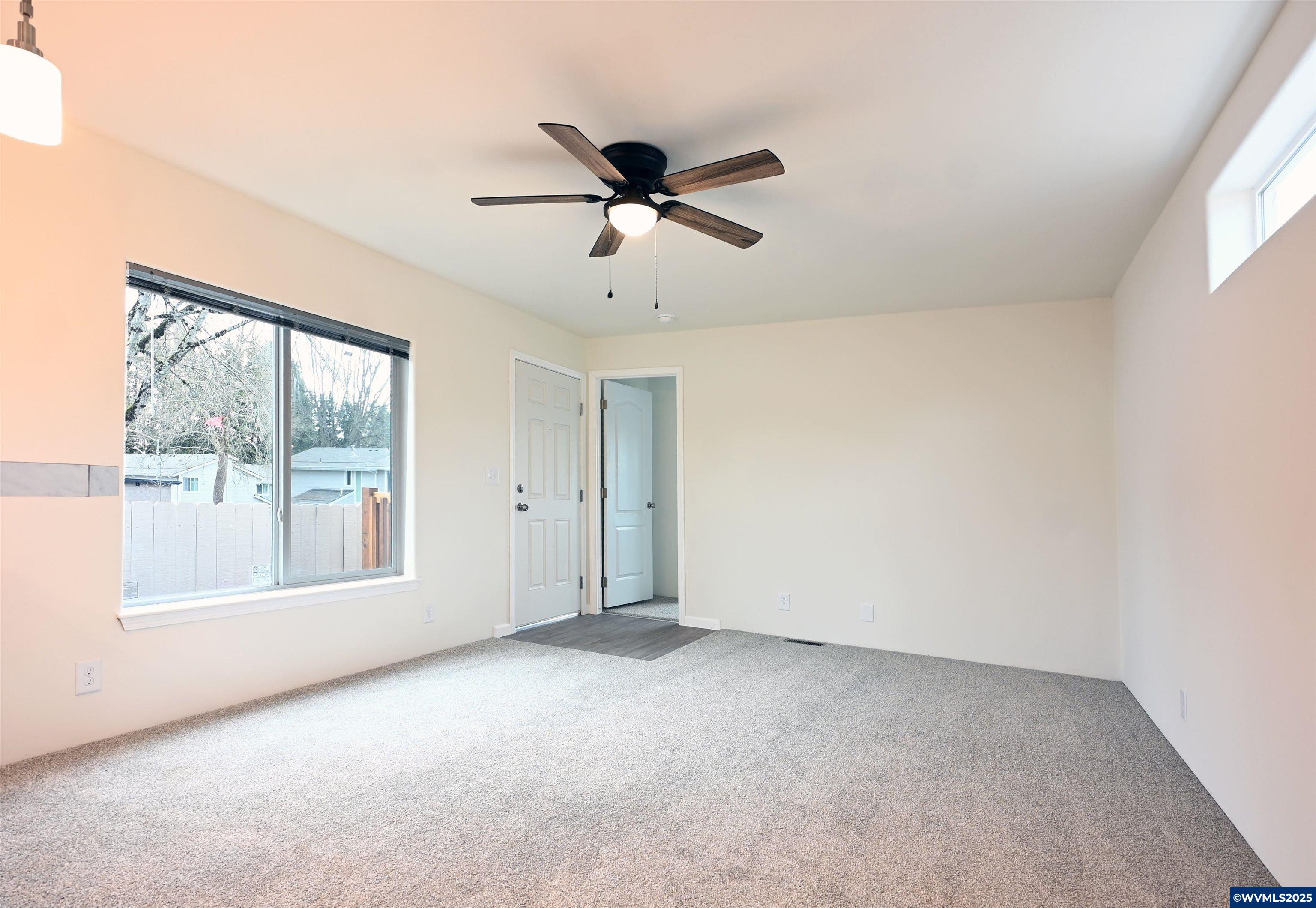 4995 Southeast Sunnyside ( Road, Unit W15 Salem, OR 97302 - Photo 3 of 24