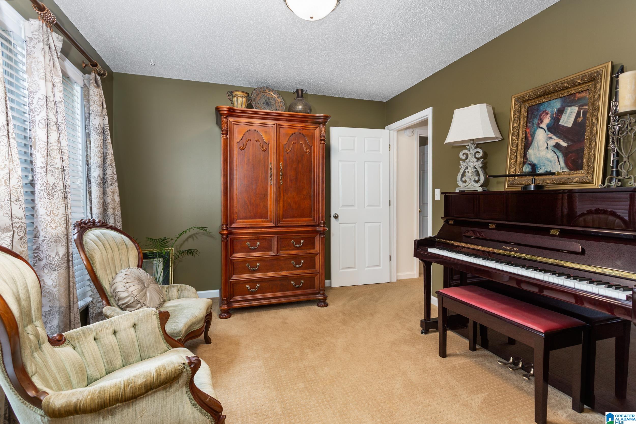 24 Edgefield Way Anniston, AL 36207 - Photo 4 of 49