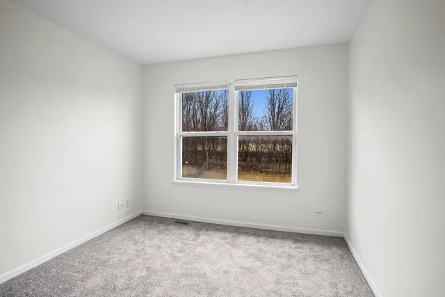 $409,500 | 769 Chesterfield Lane, North Aurora, IL 60542