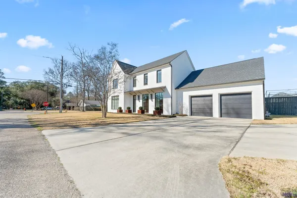 $1,159,000 | 8721 West Fairway Drive, Baton Rouge, LA 70809