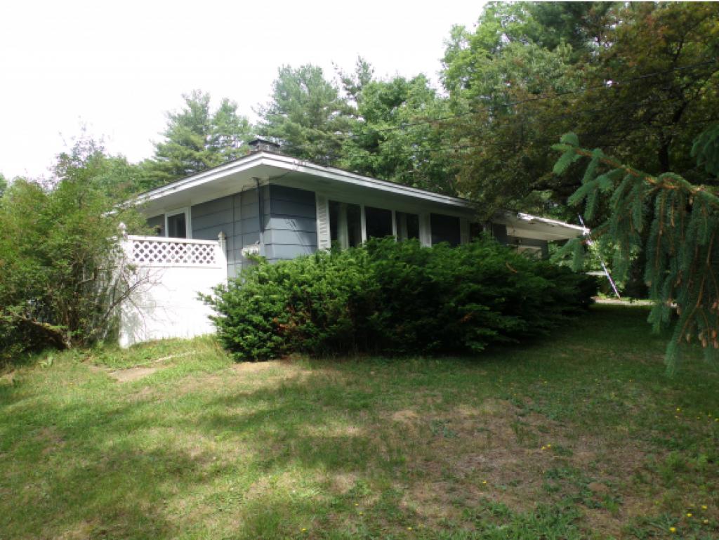 851 Salmon Falls Road Rochester, NH 03868 - Photo 2 of 11 Gallery Image 2