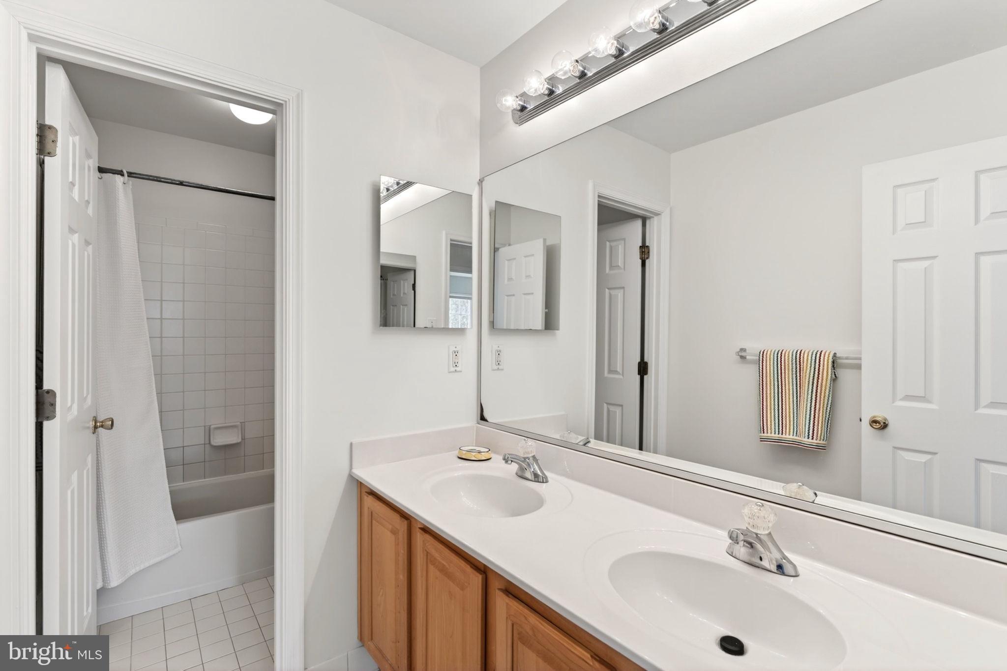 14736 Carriage Mill Road Woodbine, MD 21797 - Photo 43 of 83 Hall Bathroom