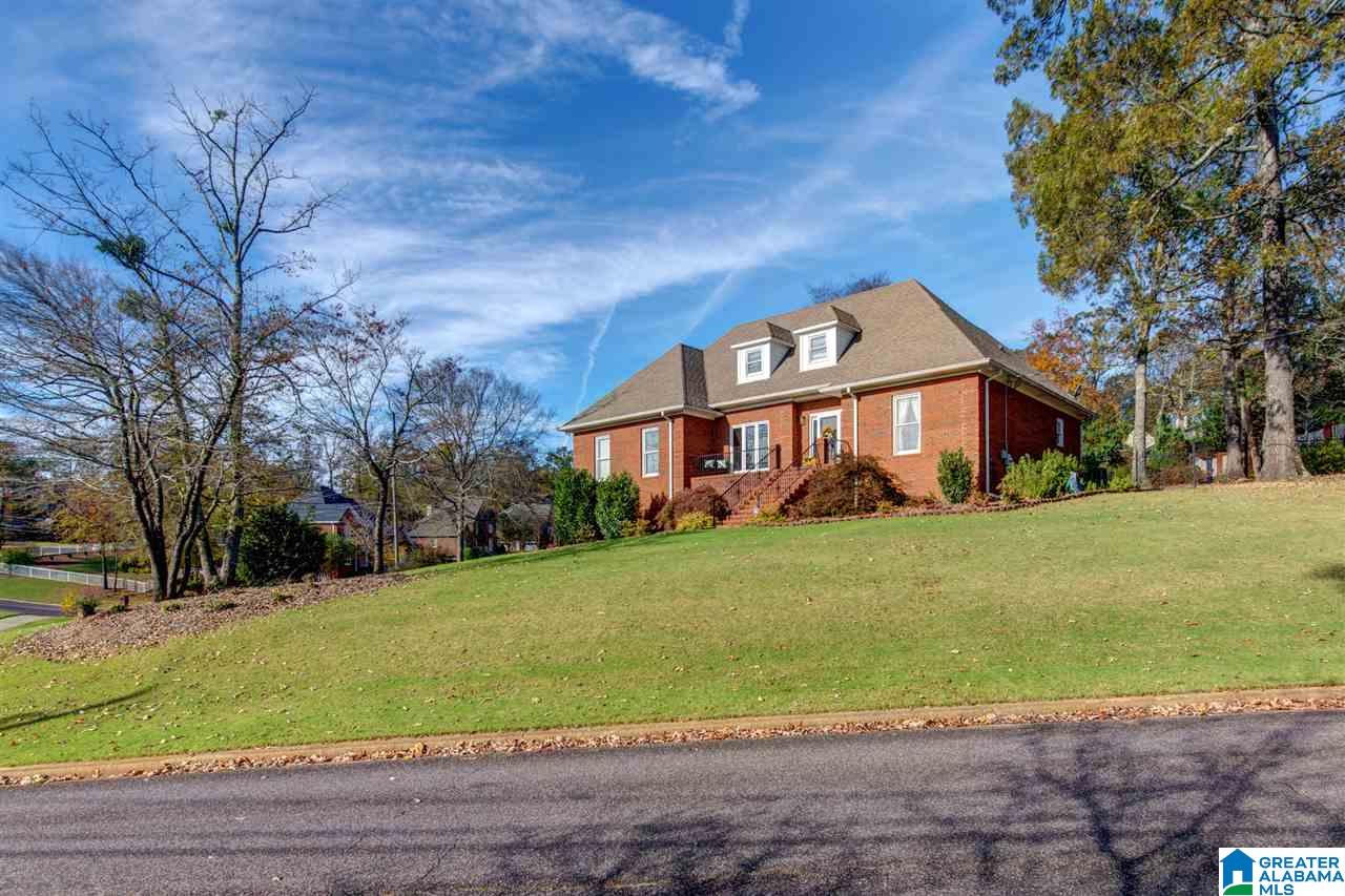 315 Woodward Road Trussville, AL 35173 - Photo 4 of 37