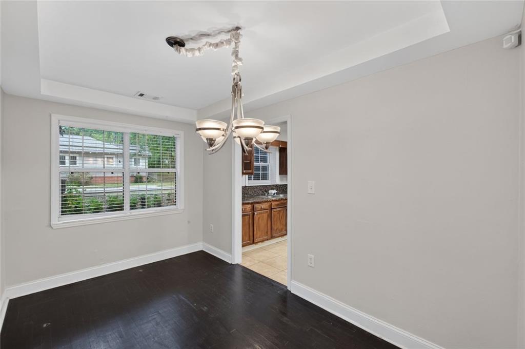 2492 Maple Street East Point, GA 30344 - Photo 15 of 53 Gallery Image 15