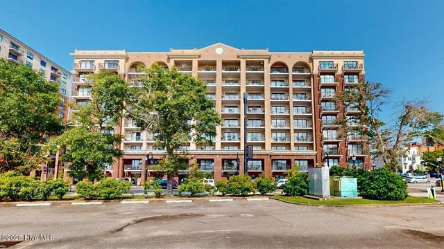 $1,650 | 106 North Water Street, Unit 705, Wilmington, NC 28401