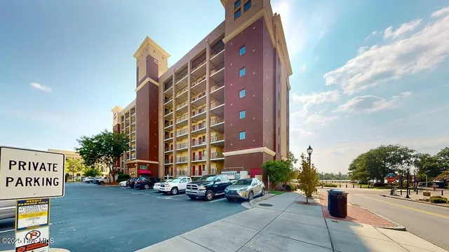 $1,650 | 106 North Water Street, Unit 705, Wilmington, NC 28401