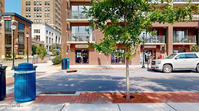 $1,650 | 106 North Water Street, Unit 705, Wilmington, NC 28401