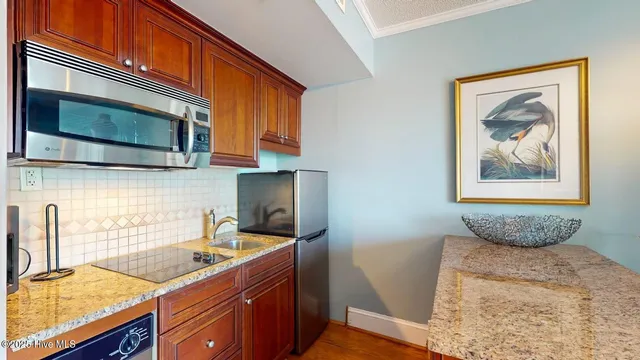 $1,650 | 106 North Water Street, Unit 705, Wilmington, NC 28401