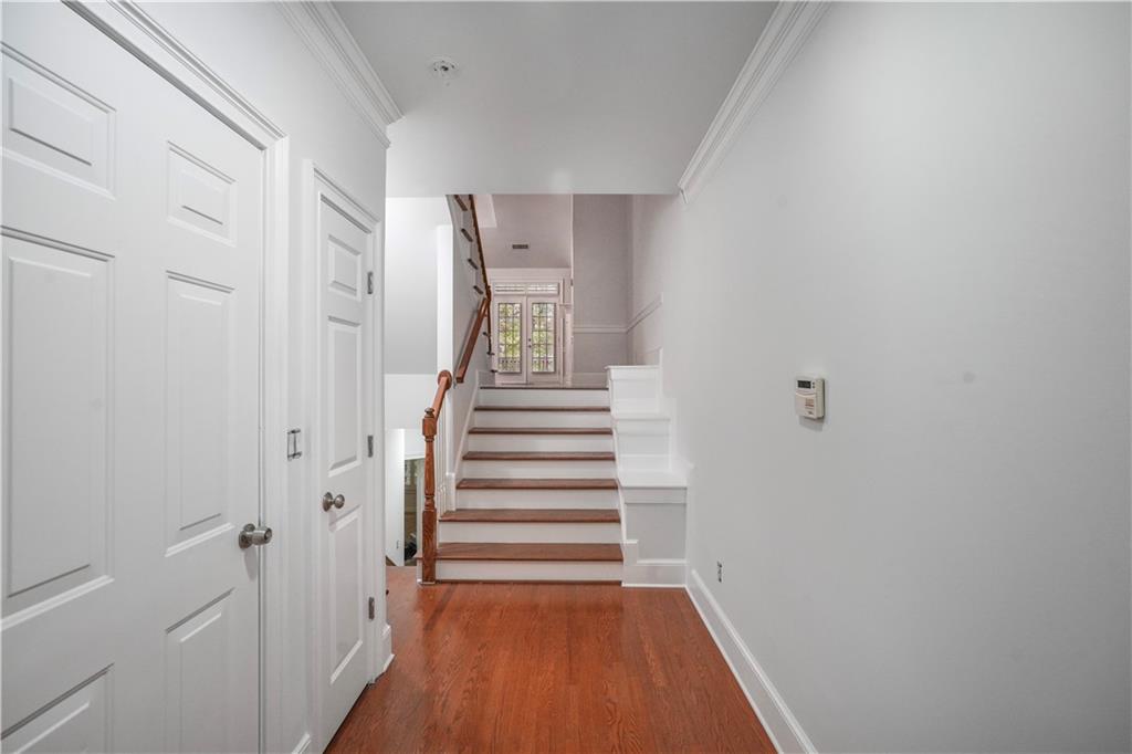 3405 Regent Place Southwest Atlanta, GA 30311 - Photo 2 of 29