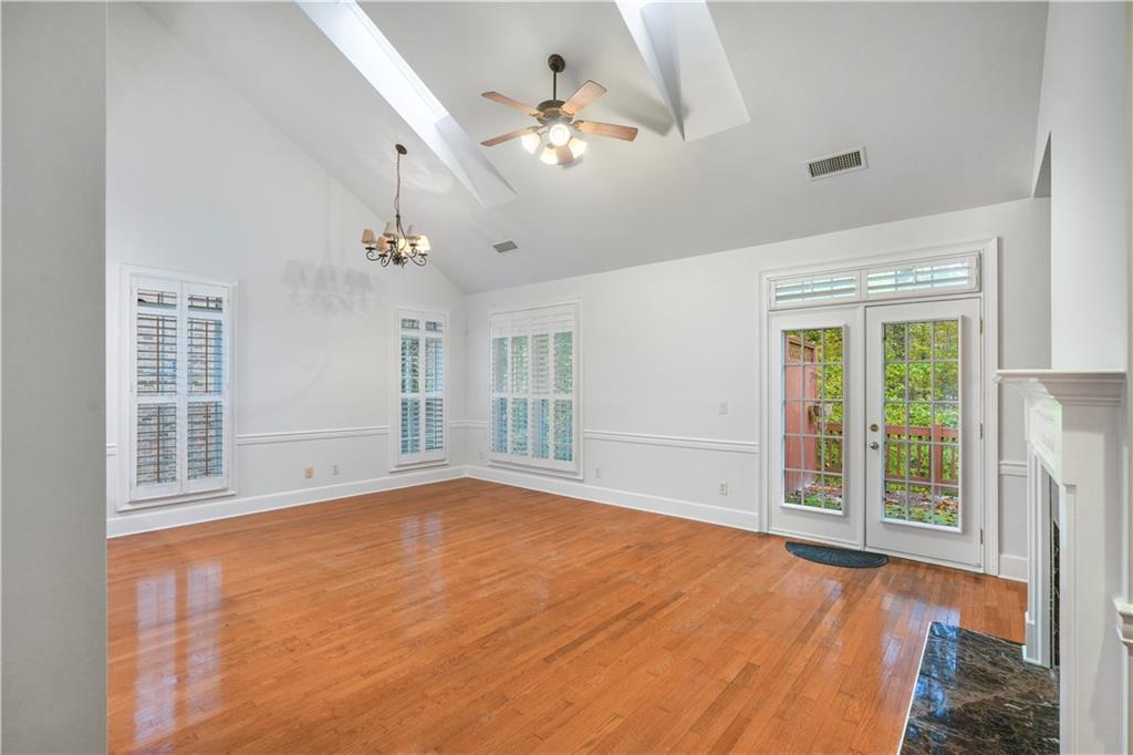 3405 Regent Place Southwest Atlanta, GA 30311 - Photo 9 of 29