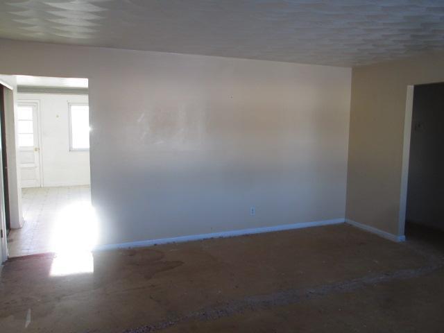 5355 Gambel Road Indianapolis, IN 46221 - Photo 4 of 12 Gallery Image 4