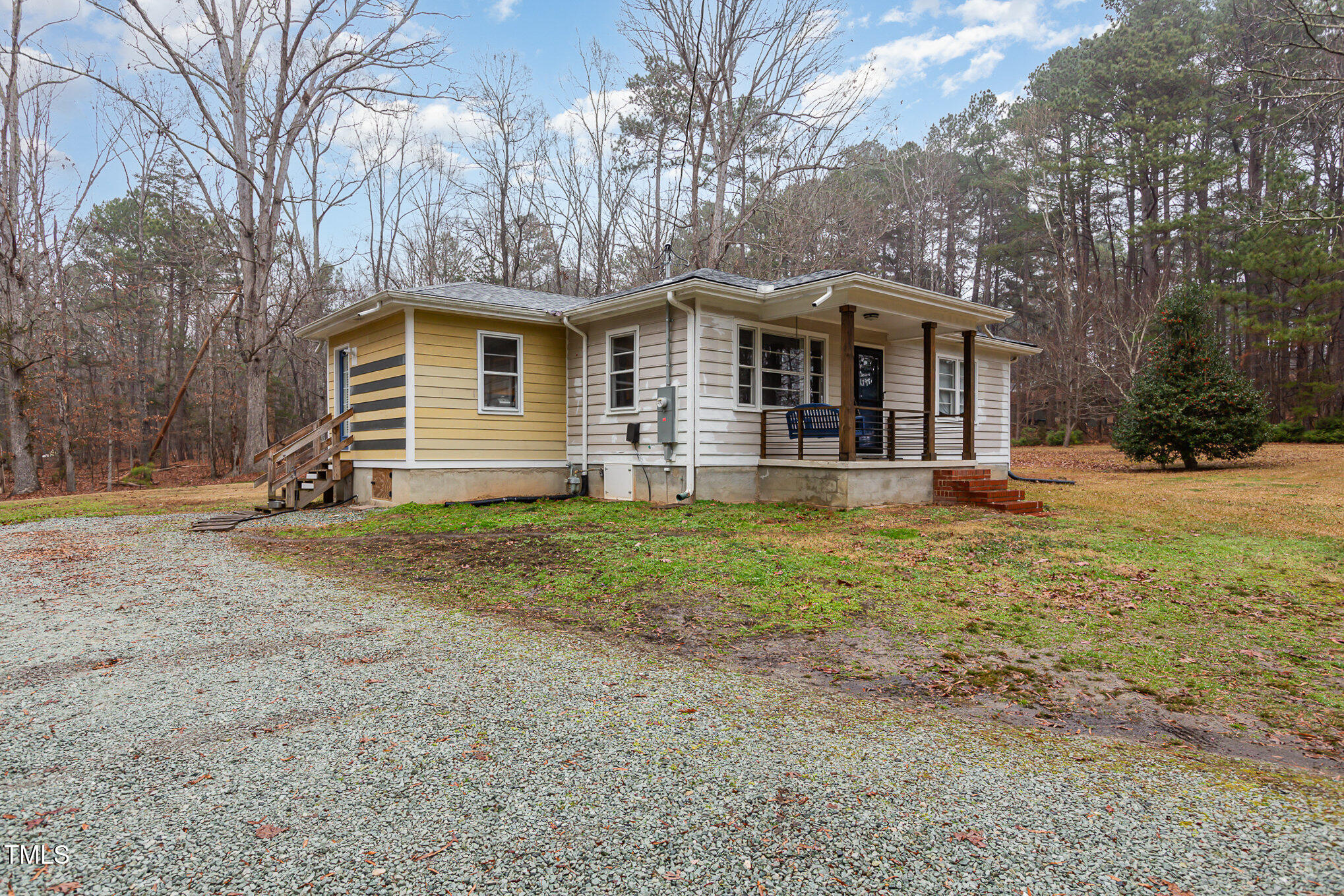 2214 Umstead Road Durham, NC 27712 - Photo 4 of 33 003_file_317