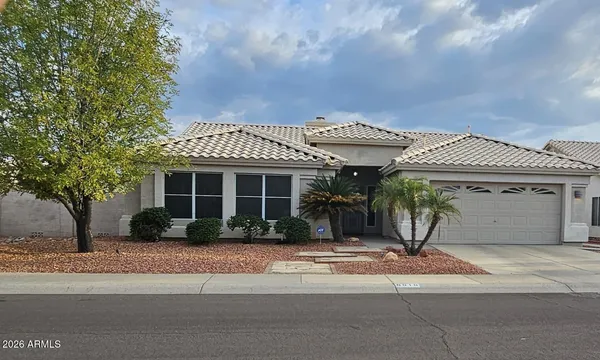$2,950 | 6919 West Via Montoya Drive, Glendale, AZ 85310