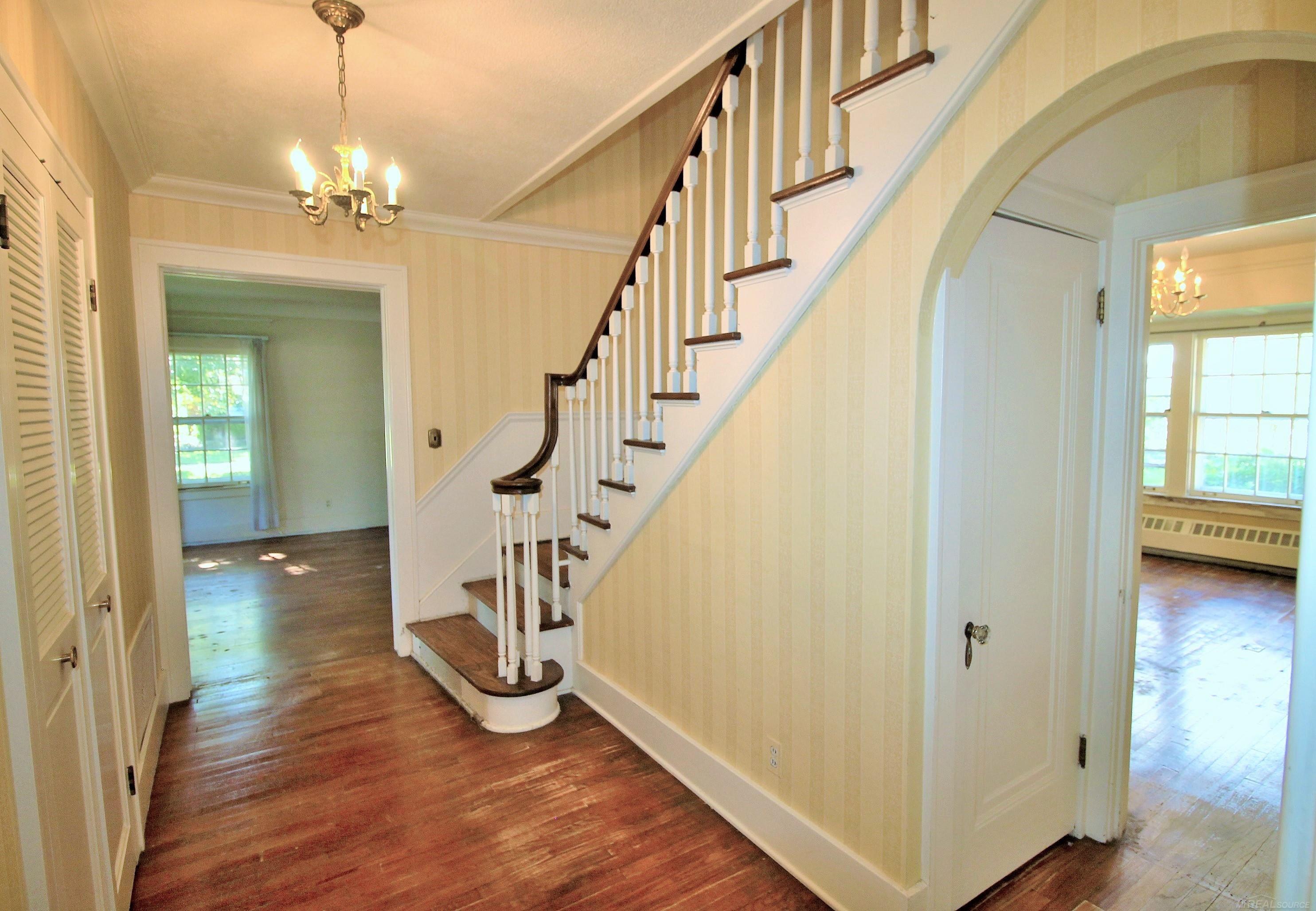 1105 Harvard Road Grosse Pointe, MI 48230 - Photo 8 of 73 50122904-7.JPG