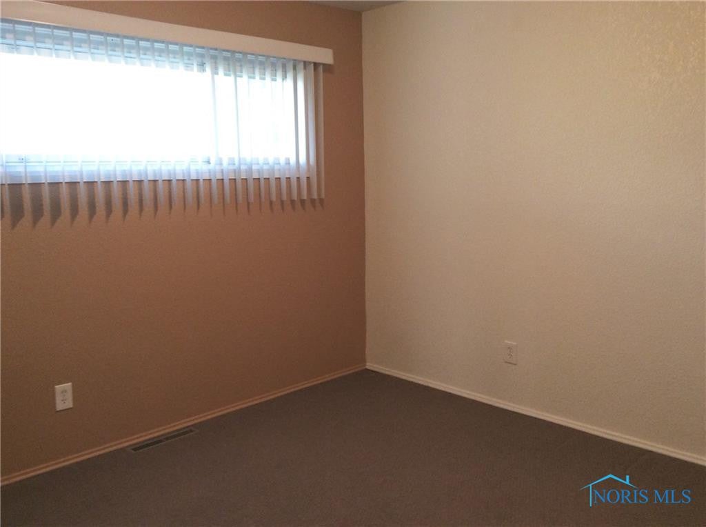 4505 Elmhurst Road Toledo, OH 43613 - Photo 13 of 22 Gallery Image 13