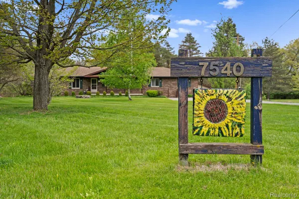 $629,000 | 7540 Dexter-Pinckney Road, Dexter, MI 48130