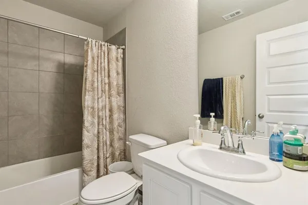 $2,800 | 8982 Delway Drive, Providence Village, TX 76227