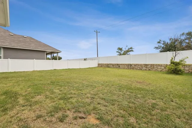$2,800 | 8982 Delway Drive, Providence Village, TX 76227