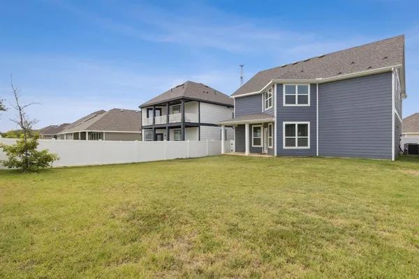 $2,800 | 8982 Delway Drive, Providence Village, TX 76227