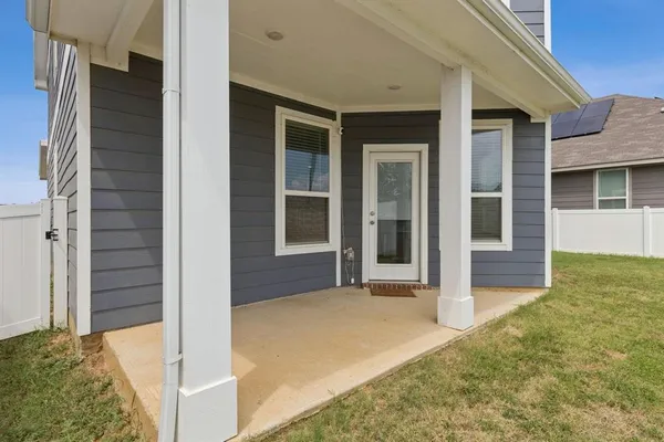 $2,800 | 8982 Delway Drive, Providence Village, TX 76227