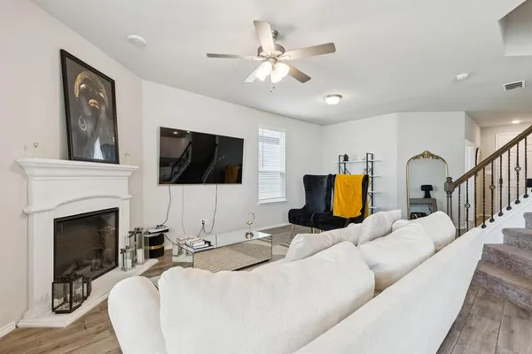 $2,800 | 8982 Delway Drive, Providence Village, TX 76227