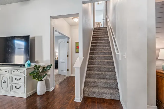 $415,000 | 1353 Camp Ridge Lane, Middleburg, FL 32068