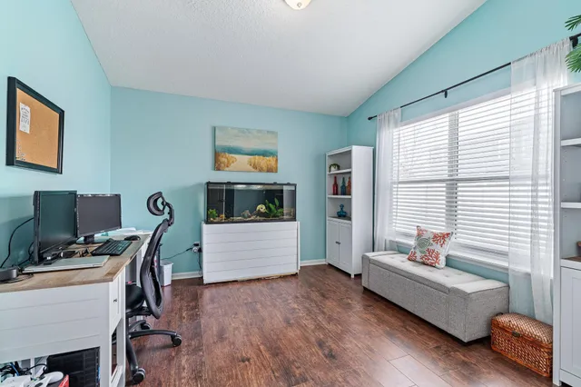 $415,000 | 1353 Camp Ridge Lane, Middleburg, FL 32068