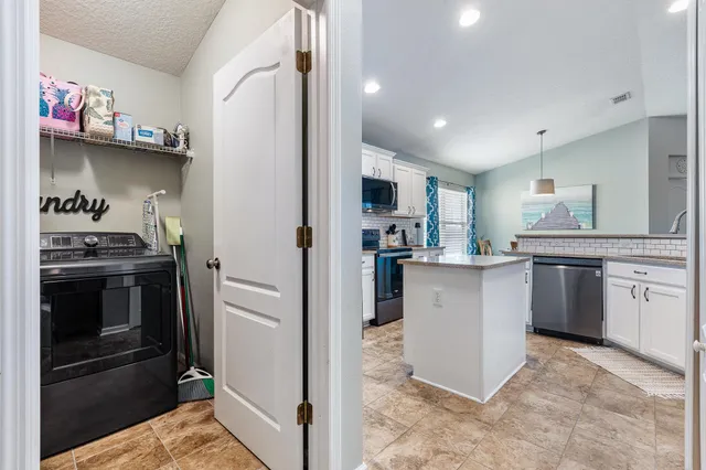 $415,000 | 1353 Camp Ridge Lane, Middleburg, FL 32068