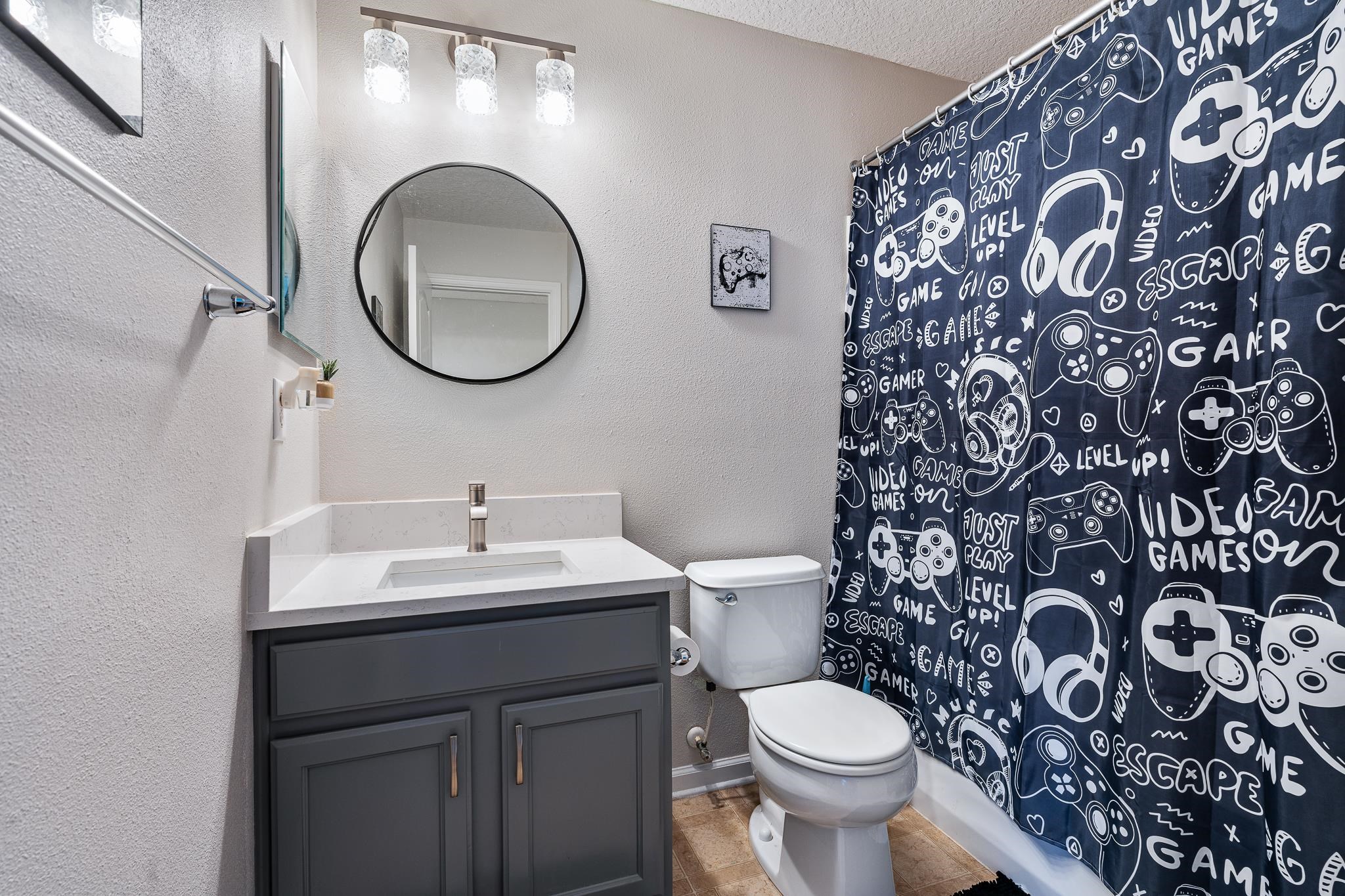 1353 Camp Ridge Lane Middleburg, FL 32068 - Photo 46 of 88 Bathroom featuring vanity and a textured wall