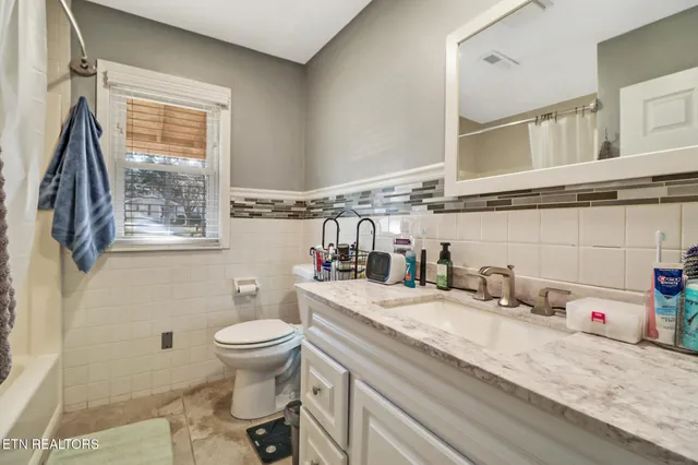 $449,900 | 5659 Matlock Drive, Knoxville, TN 37921